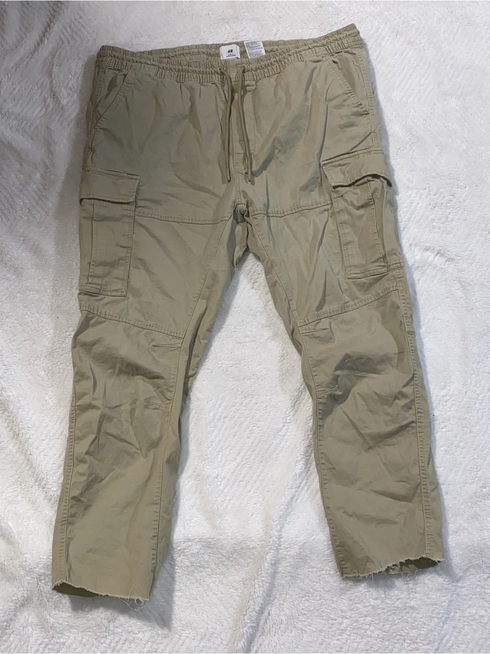 H&M Men's Cargo Pants in Khaki